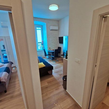 Lola'S Place Rijeka Exteriör bild