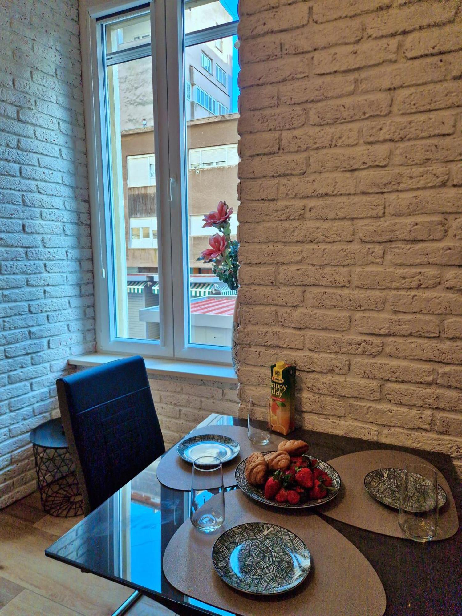 Lola'S Place Rijeka Exteriör bild