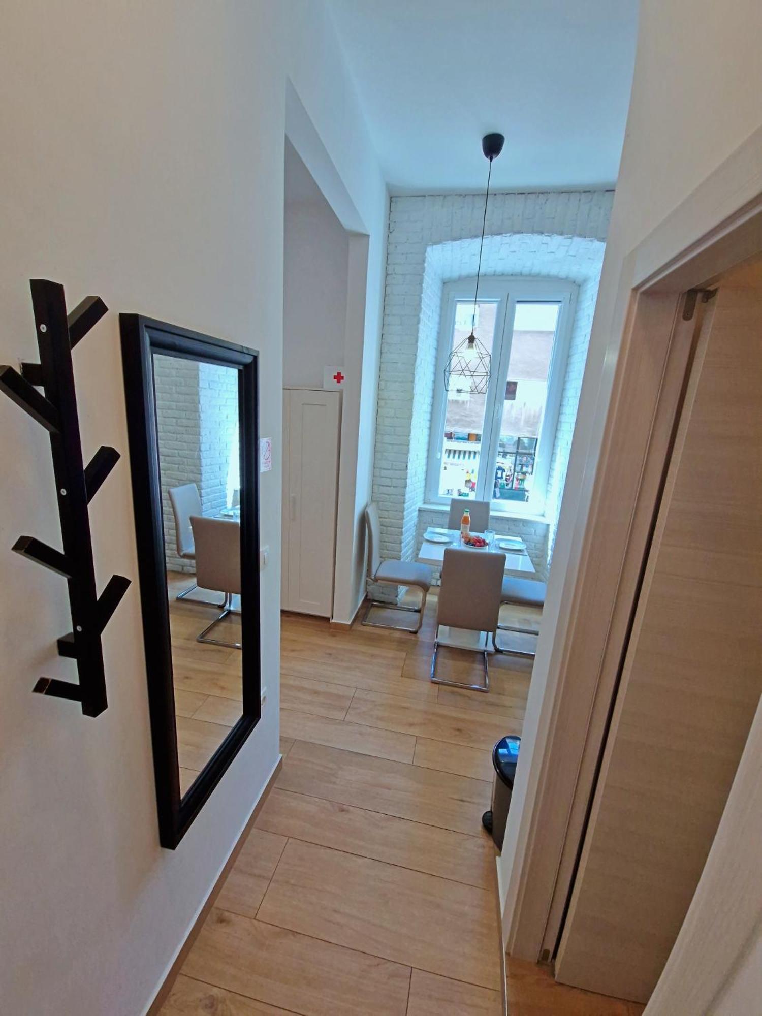 Lola'S Place Rijeka Exteriör bild